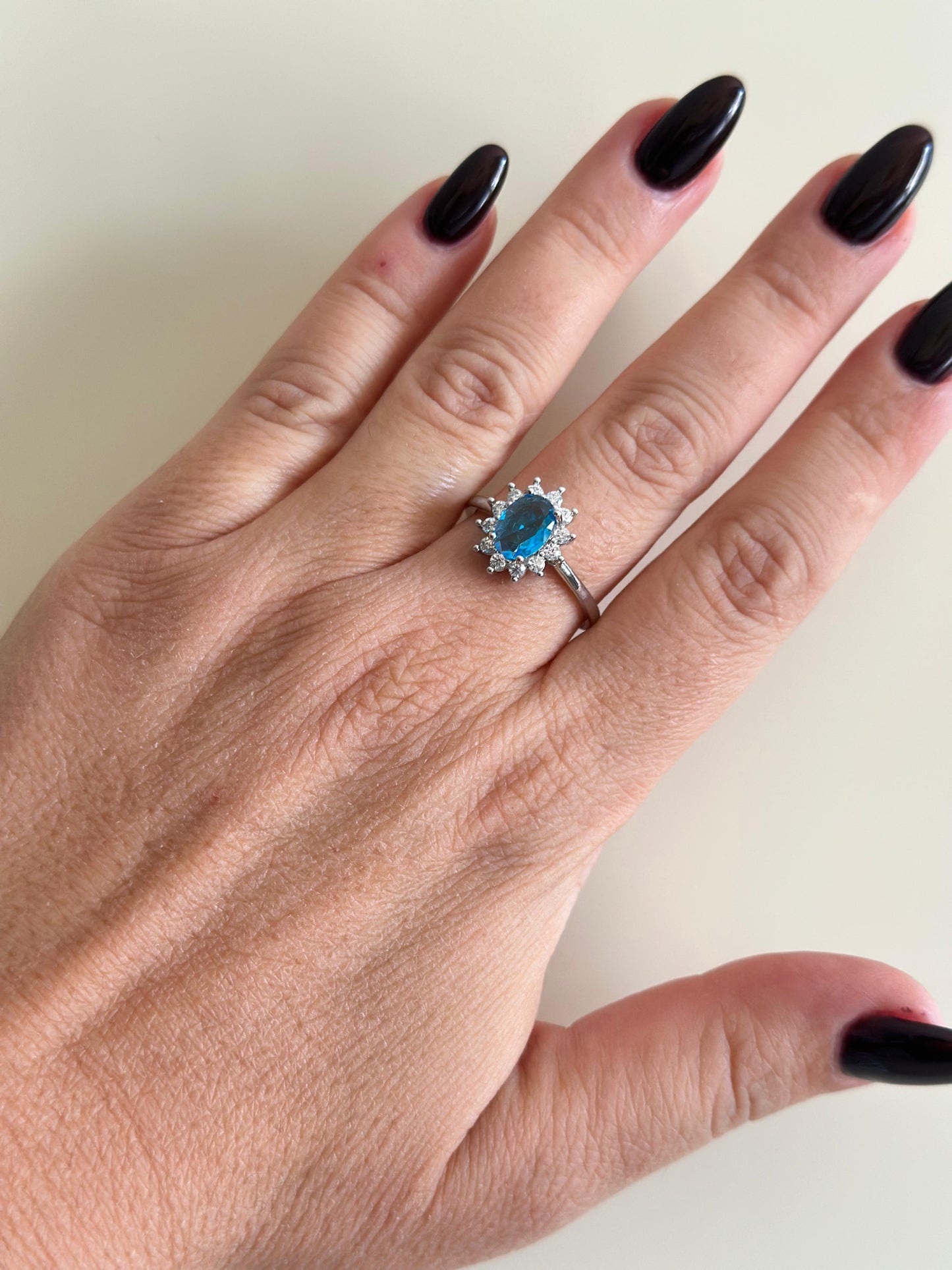 Anello QUEEN