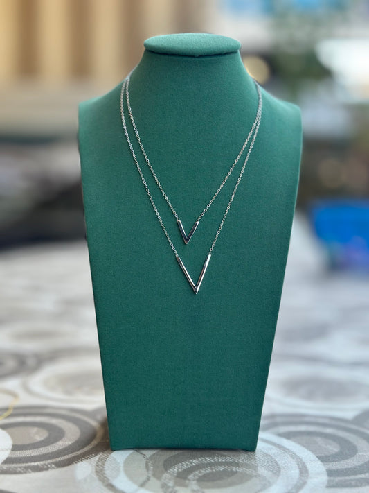 Collana V