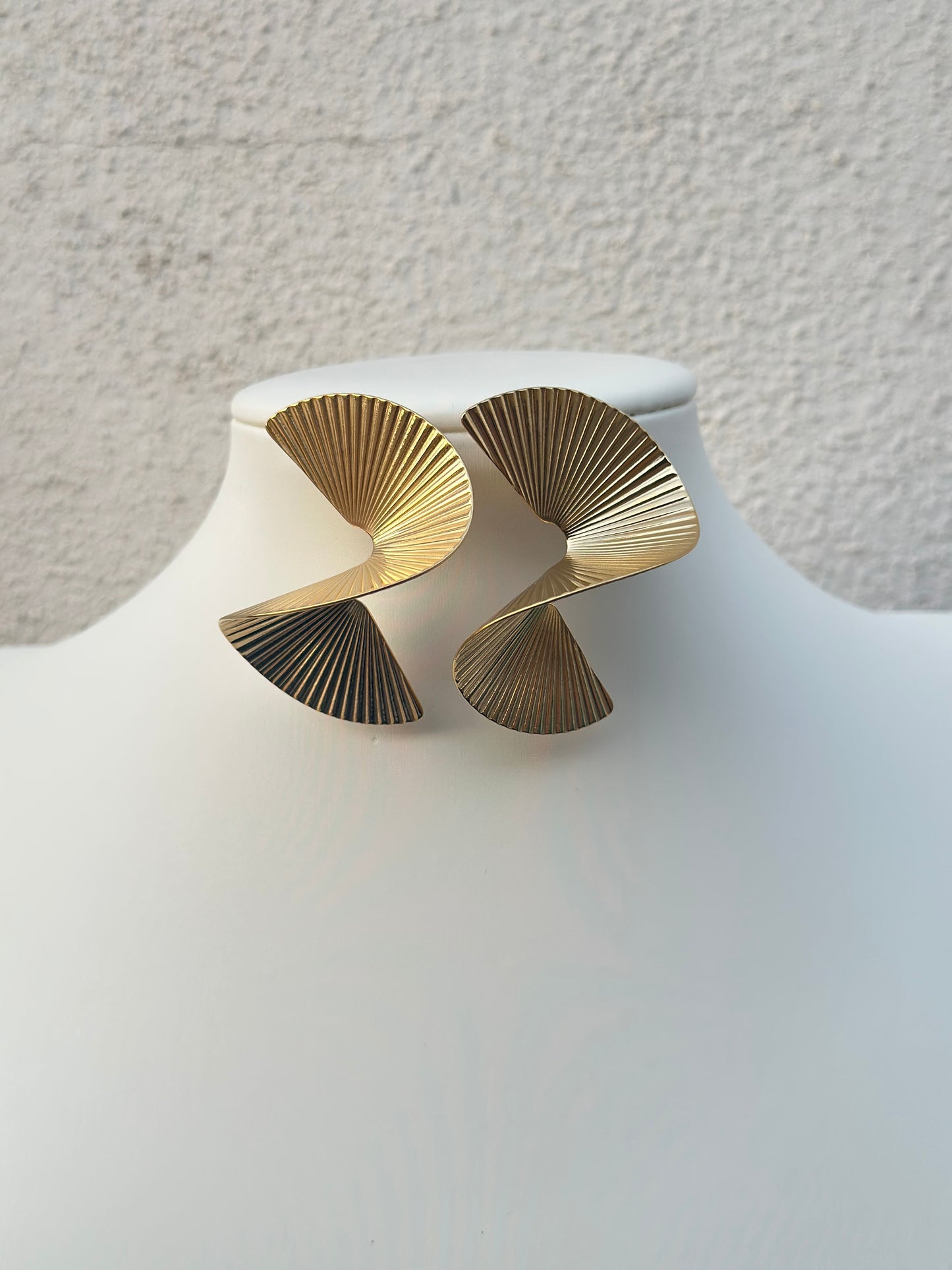 Orecchino VERTIGO